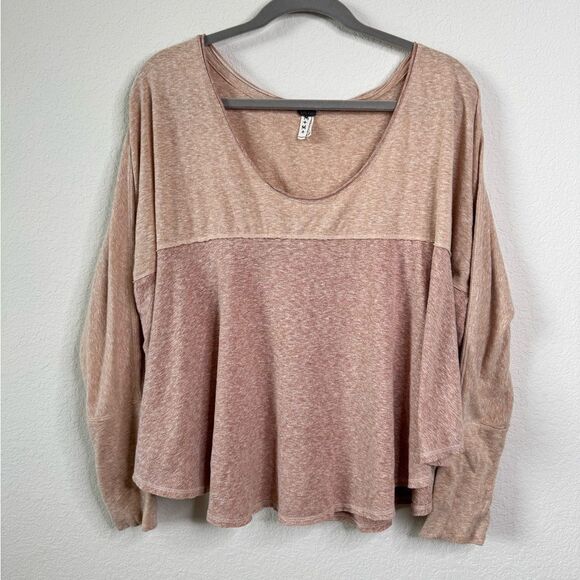 We The Free People Women’s Sz M Cloud Nine Boxy Top Pullover Dusty Pink Relaxed - Picture 4 of 9
